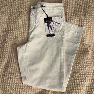 NWT Sofia by Sofia Vergara White High-Rise Pants